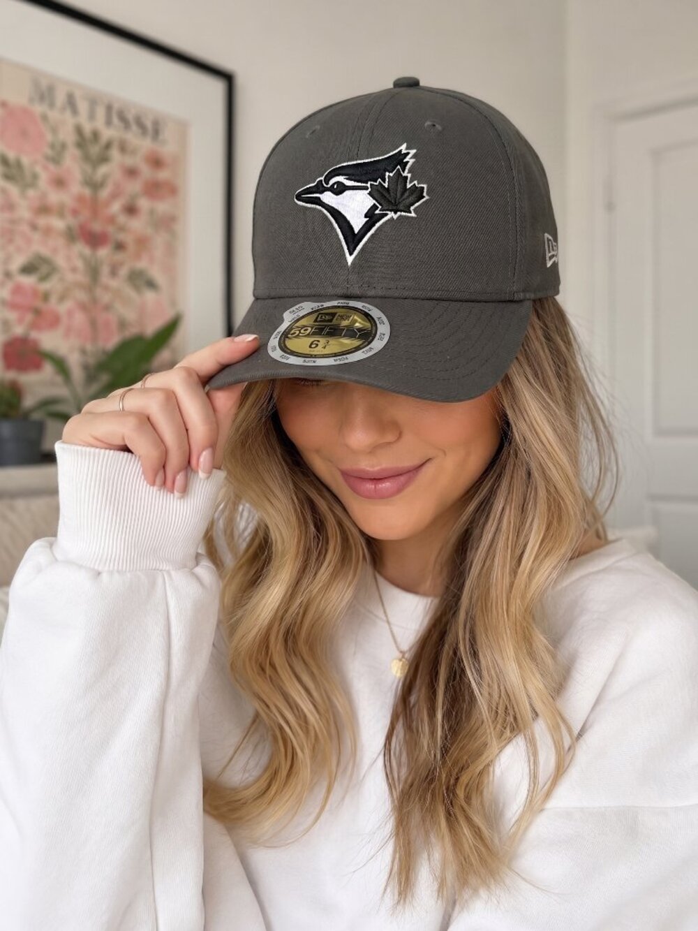 BLUE JAYS  CAP  ADULT (NEW)  (SZ 6  3/4 FIT)